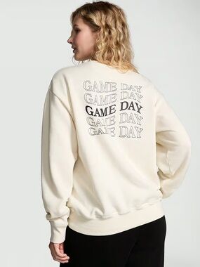 VS PINK - Game Day crew sweater!